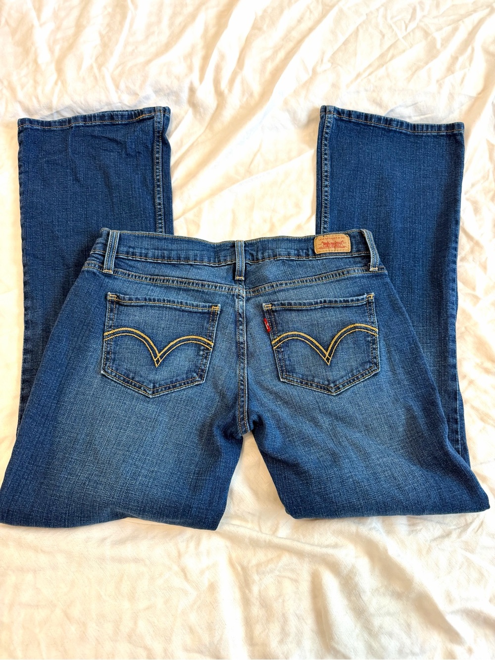 VTG Levi's 524 too super low bootcut blue jeans